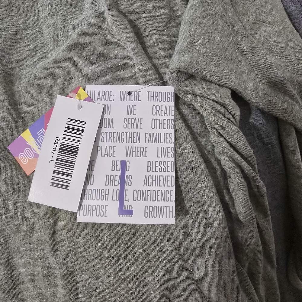Lularoe Randy Tee - Picture 2 of 3
